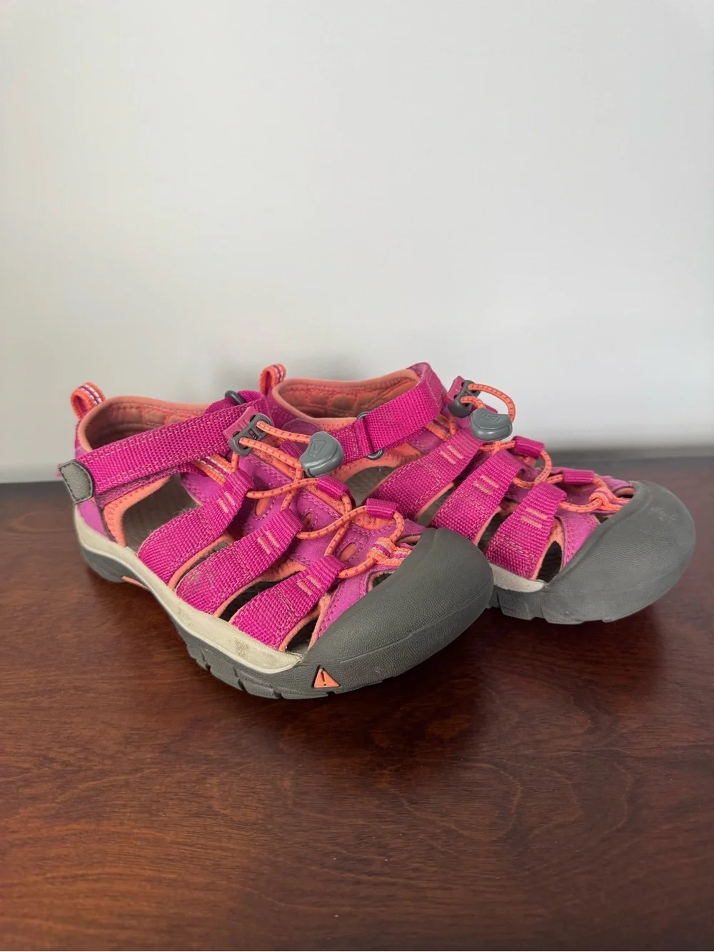 Keen Newport H2 Sandals Pink Youth Kids Size 2